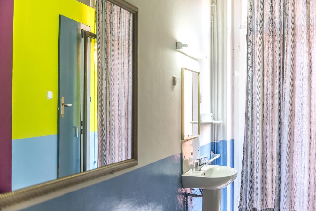 Hostel Turisol Barcelona Exteriör bild